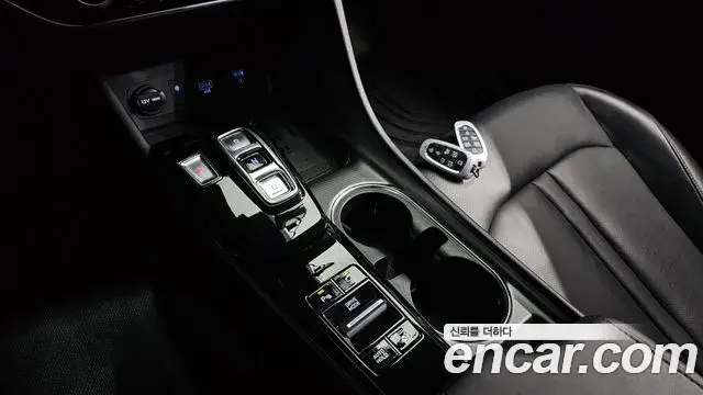 Hyundai Sonata 2021 — Фото 9/20