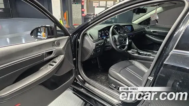 Hyundai Sonata 2021 — Фото 10/20