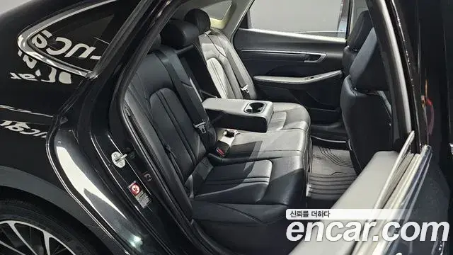 Hyundai Sonata 2021 — Фото 11/20