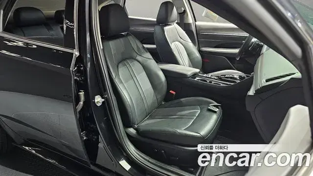 Hyundai Sonata 2021 — Фото 12/20