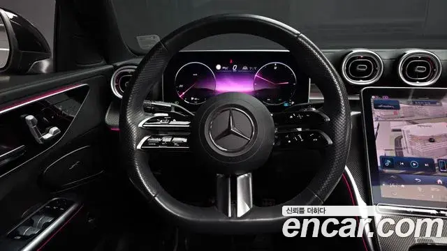 Mercedes-Benz C-Class 2023 — Фото 12/20