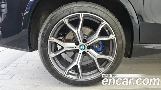 BMW X5 2022 — Фото 4/20