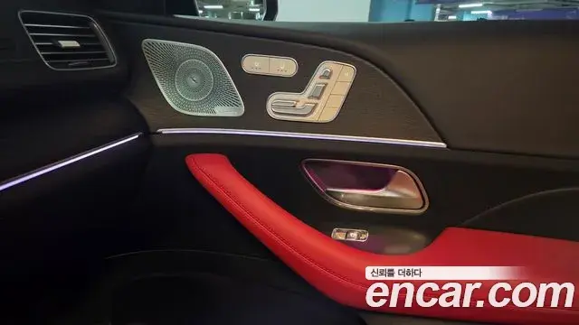 Mercedes-Benz GLE-Class 2025 — Фото 11/20