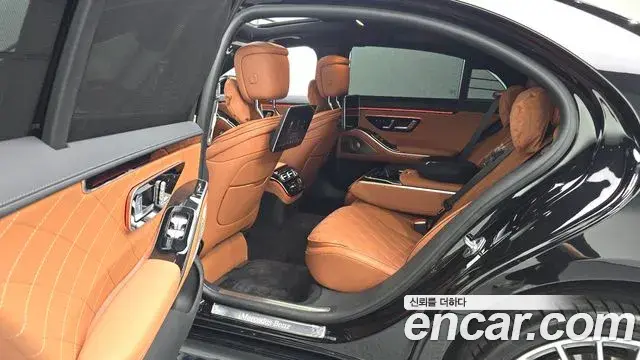 Mercedes-Benz S-Class 2023 — Фото 11/20