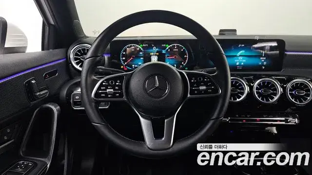 Mercedes-Benz A-Class 2021 — Фото 12/20