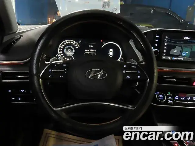 Hyundai Sonata 2022 — Фото 10/20