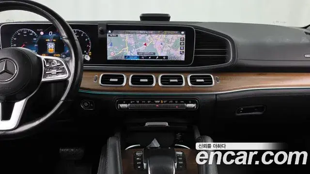 Mercedes-Benz GLE-Class 2021 — Фото 14/20
