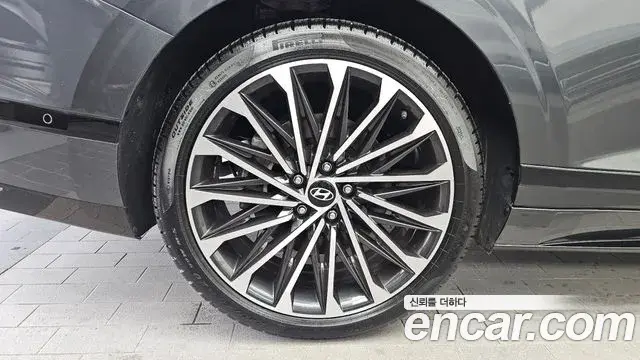 Hyundai Grandeur 2025 — Фото 5/20