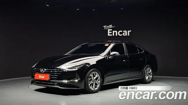 Hyundai Sonata 2021 — Фото 1/20