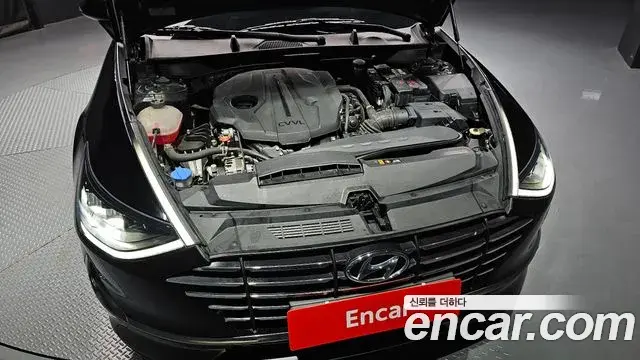 Hyundai Sonata 2021 — Фото 6/20