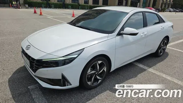 Hyundai Avante 2021 — Фото 2/19