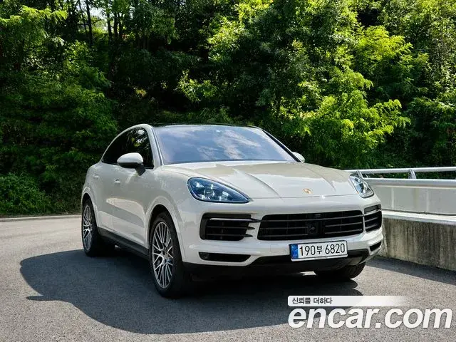 Porsche Cayenne 2022 — Фото 1/20