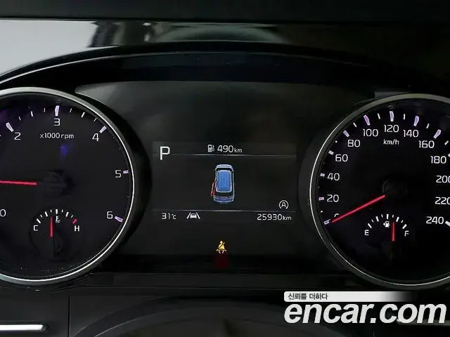 Kia Carnival 2021 — Фото 6/20