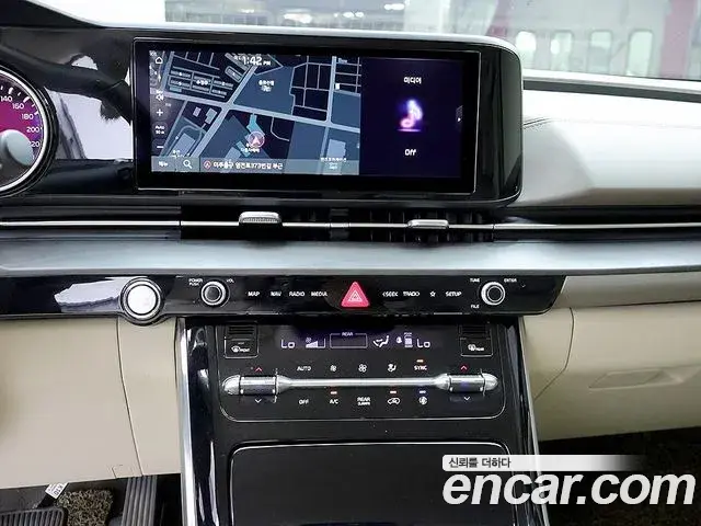 Kia Carnival 2021 — Фото 9/20