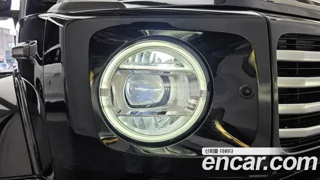 Mercedes-Benz G-Class 2025 — Photo 2/33