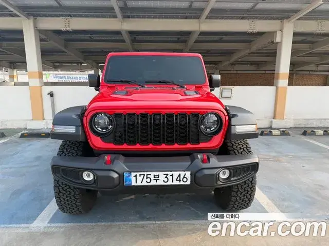 Jeep Wrangler 2025 — Фото 1/15