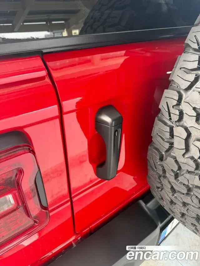 Jeep Wrangler 2025 — Фото 6/15