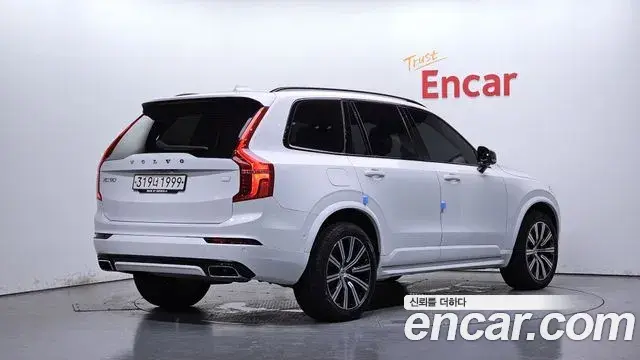 Volvo XC90 2020 — Фото 2/20