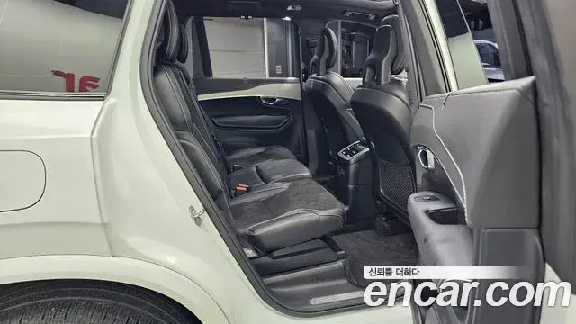 Volvo XC90 2020 — Фото 12/20