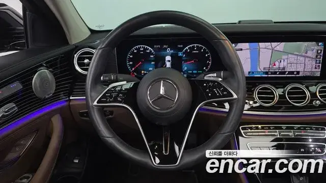 Mercedes-Benz E-Class 2021 — Фото 14/20