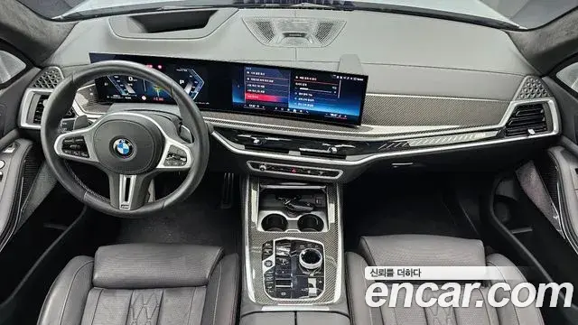 BMW X7 2024 — Фото 11/20