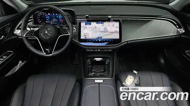 Mercedes-Benz E-Class 2025 — Фото 7/20