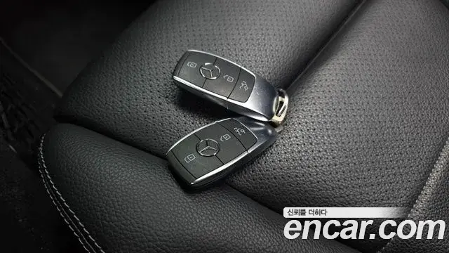 Mercedes-Benz C-Class 2020 — Фото 20/20