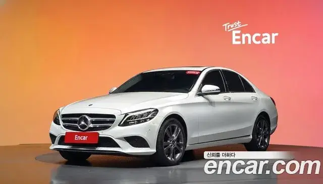 Mercedes-Benz C-Class 2020 — Фото 1/20
