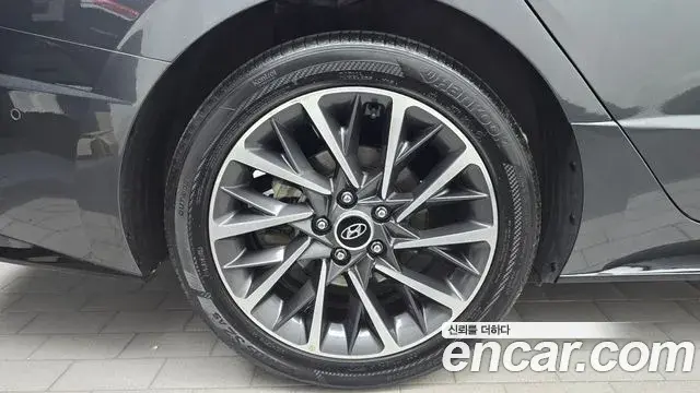 Hyundai Sonata 2020 — Фото 5/20