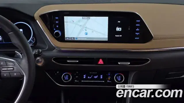 Hyundai Sonata 2020 — Фото 14/20