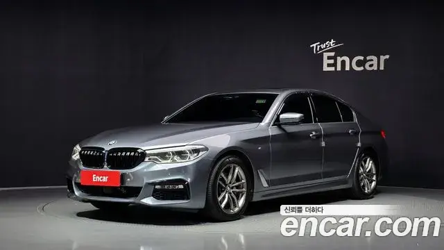 BMW 5 Series 2018 — Фото 1/20