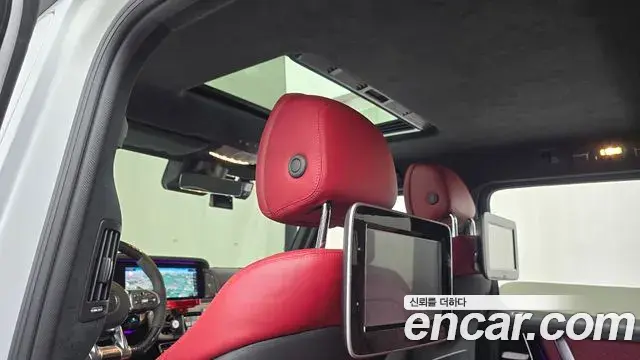 Mercedes-Benz G-Class 2022 — ფოტო 17/20