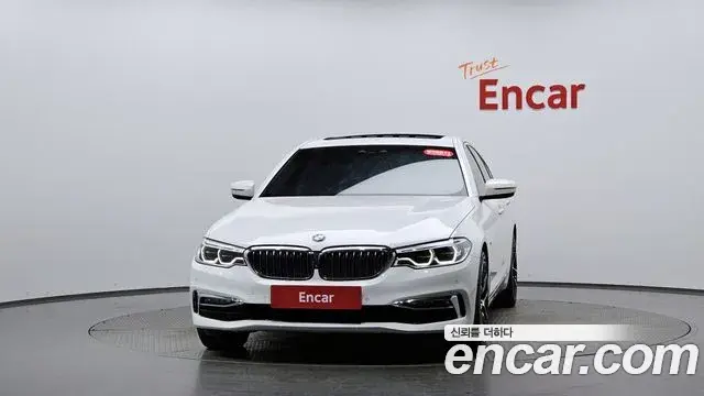 BMW 5 Series 2018 — Фото 3/20