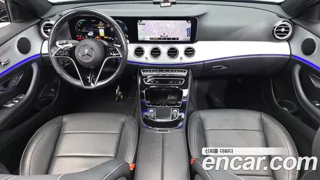 Mercedes-Benz E-Class 2021 — Фото 7/20