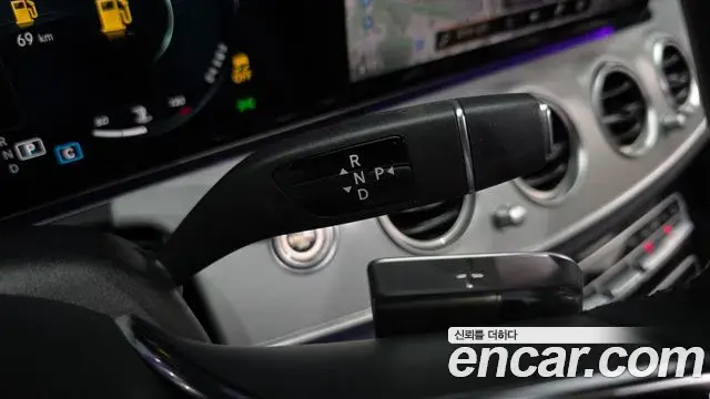 Mercedes-Benz E-Class 2021 — Фото 9/20