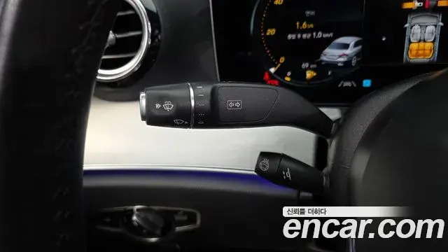 Mercedes-Benz E-Class 2021 — Фото 19/20