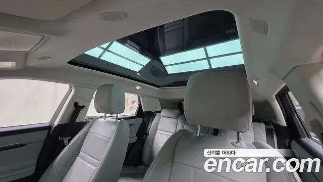 Land Rover Range Rover Evoque 2021 — Фото 11/20