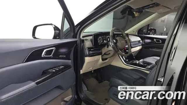 Kia Carnival 2022 — Фото 10/20