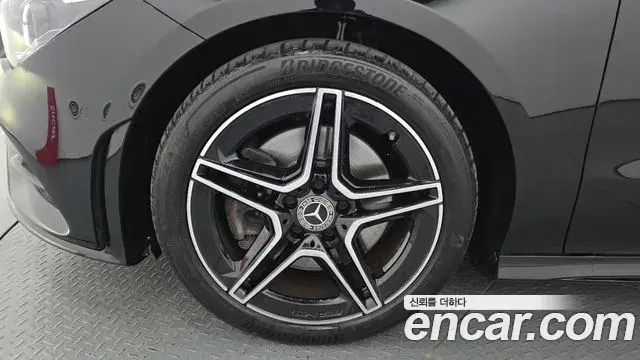 Mercedes-Benz CLA-Class 2022 — Фото 5/20