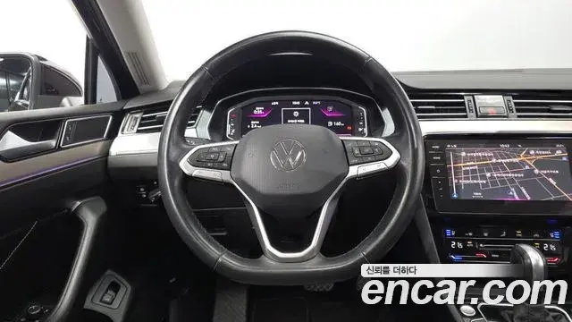 Volkswagen Passat GT 2022 — Фото 14/20