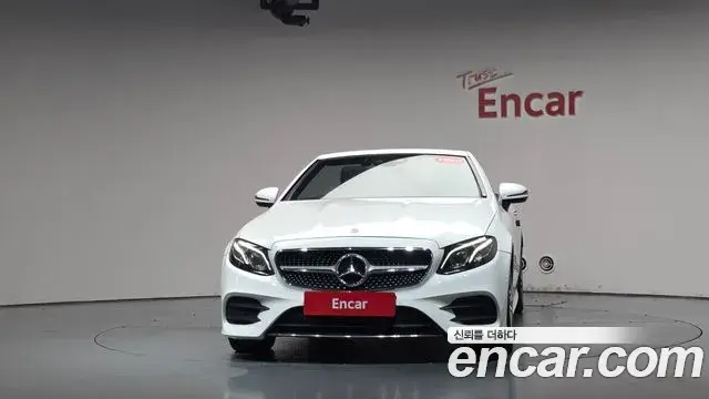 Mercedes-Benz E-Class 2019 — Фото 3/20