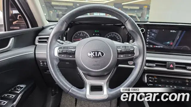 Kia K5 2020 — Фото 13/20
