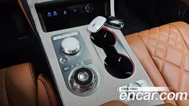Genesis GV80 2025 — ფოტო 13/38