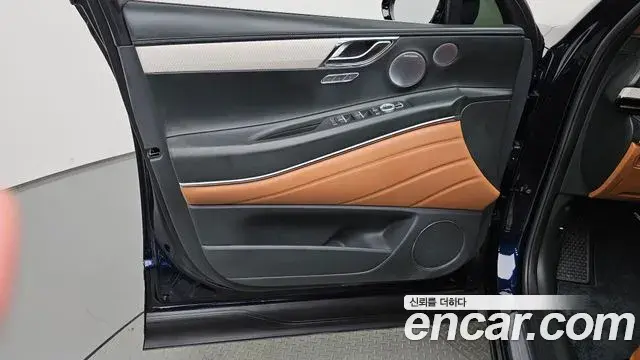 Genesis GV80 2025 — ფოტო 22/38