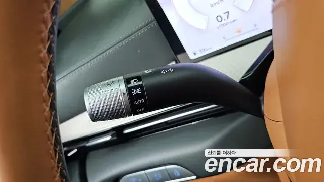 Genesis GV80 2025 — ფოტო 21/38