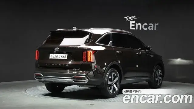 Kia Sorento 2020 — Фото 1/20