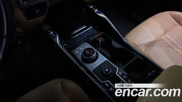 Kia Sorento 2020 — Фото 8/20