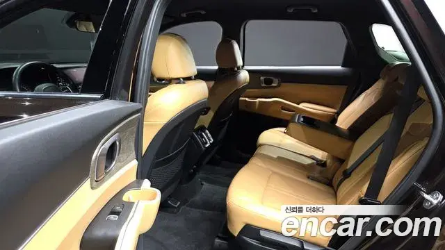 Kia Sorento 2020 — Фото 11/20