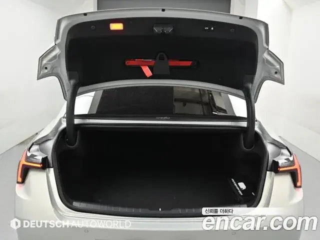Kia K8 2026 — Şəkil 12/20