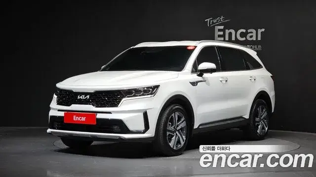 Kia Sorento 2023 — Фото 1/20